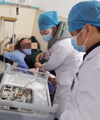 湖北省十堰市太和医院成功开展自体富血小板血浆治疗术