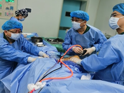 盘锦市中心医院首次开展富血小板血浆（PRP）技术与膝关节镜技术联合应用治疗膝关节骨性关节炎