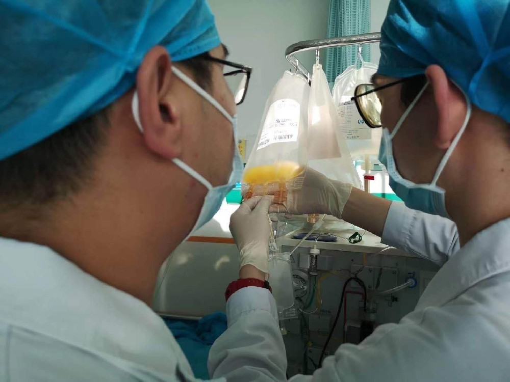 内蒙古自治区人民医院成功开展首例“血小板机采分离-PRP” 用于骨关节韧带损伤治疗