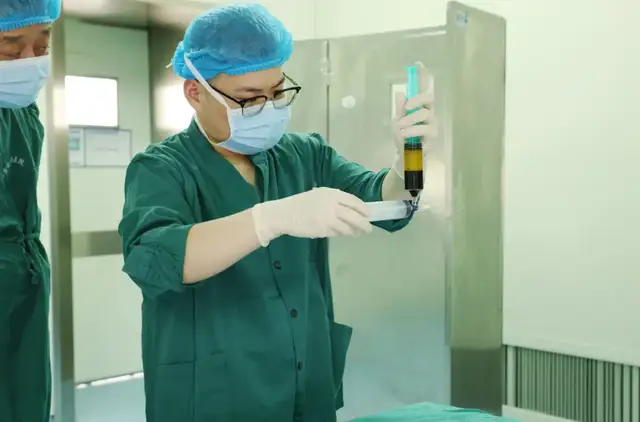 栖霞市人民医院：膝痛患者的“新曙光”——富血小板血浆（PRP）疗法