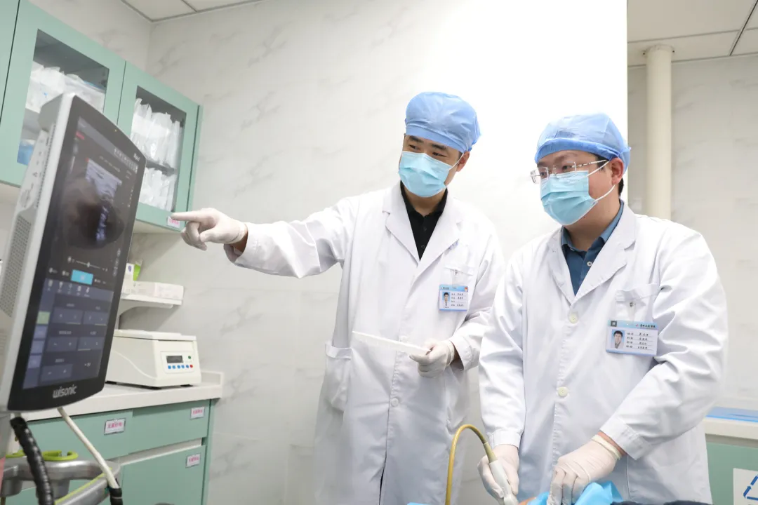 金乡县人民医院疼痛科PRP精准注射，为早期股骨头坏死保髋治疗开辟新路径